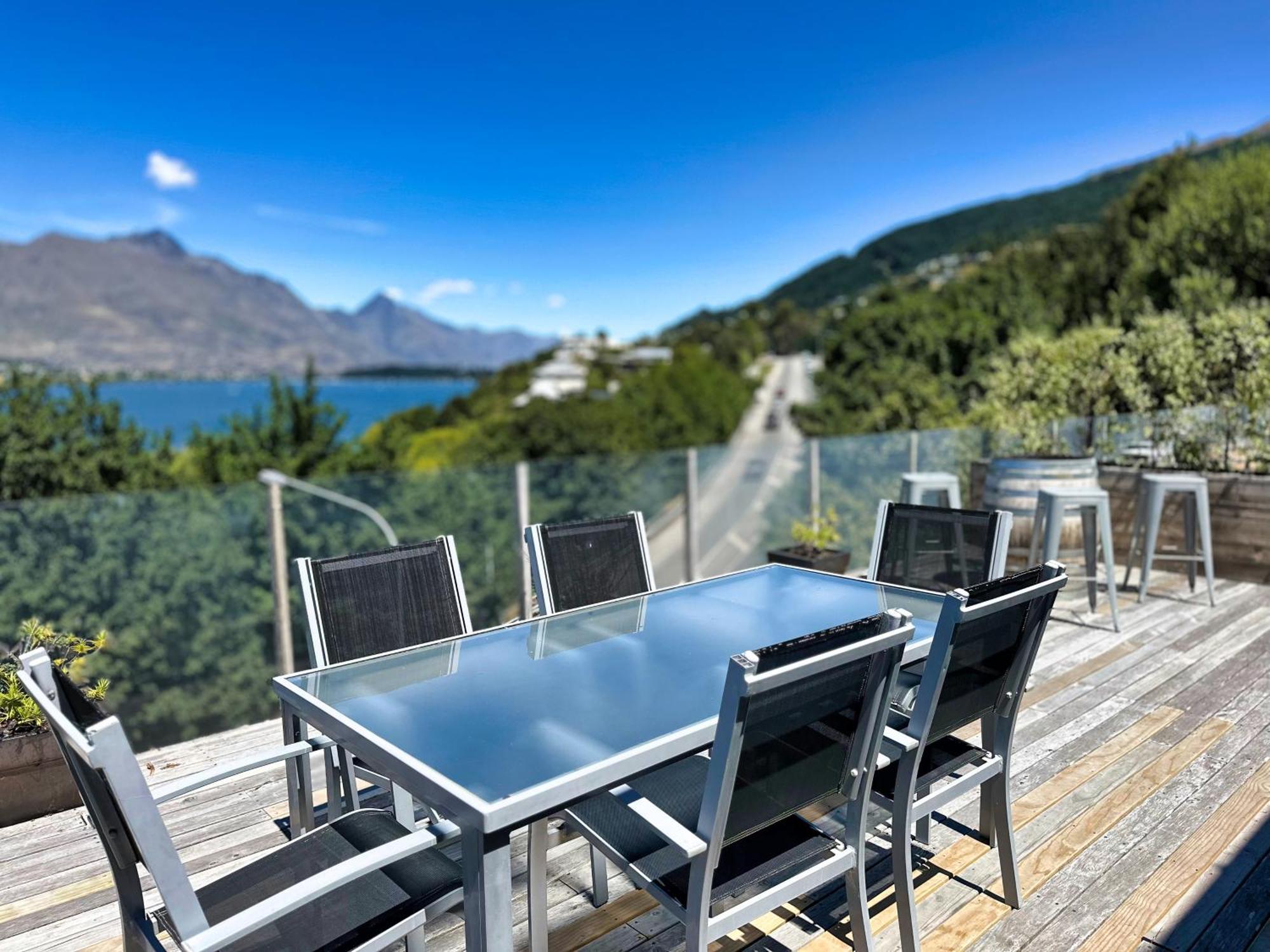 Te Mana - Luxe Lake Apartment Queenstown Exterior photo